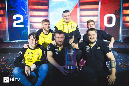 谁能填补这 谁能填补这