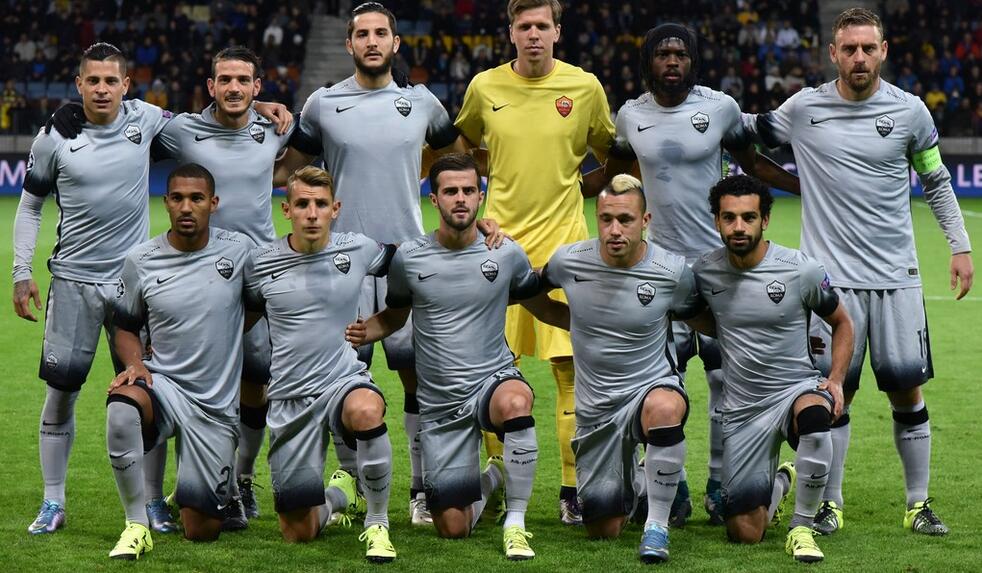 只要他在场 只要他在场